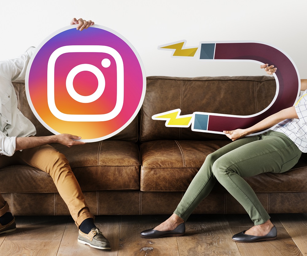Composición de logo de Instagram e imán
